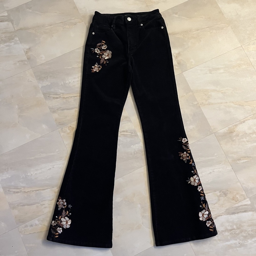 Forever 21 Chino Pants Womens Small Black Floral Corduroy Flare Stretch Casual